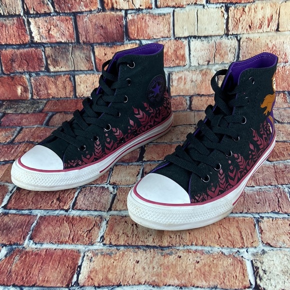 CONVERSE ALL-STAR CHUCK TAYLOR X FROZEN COLLAB HITOPS, YOUTHS SIZE 3 GUC - Picture 5 of 11